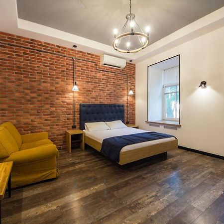 Loft Design Apartments On Desyatynnyi Ln, 7 Kiev Exteriör bild